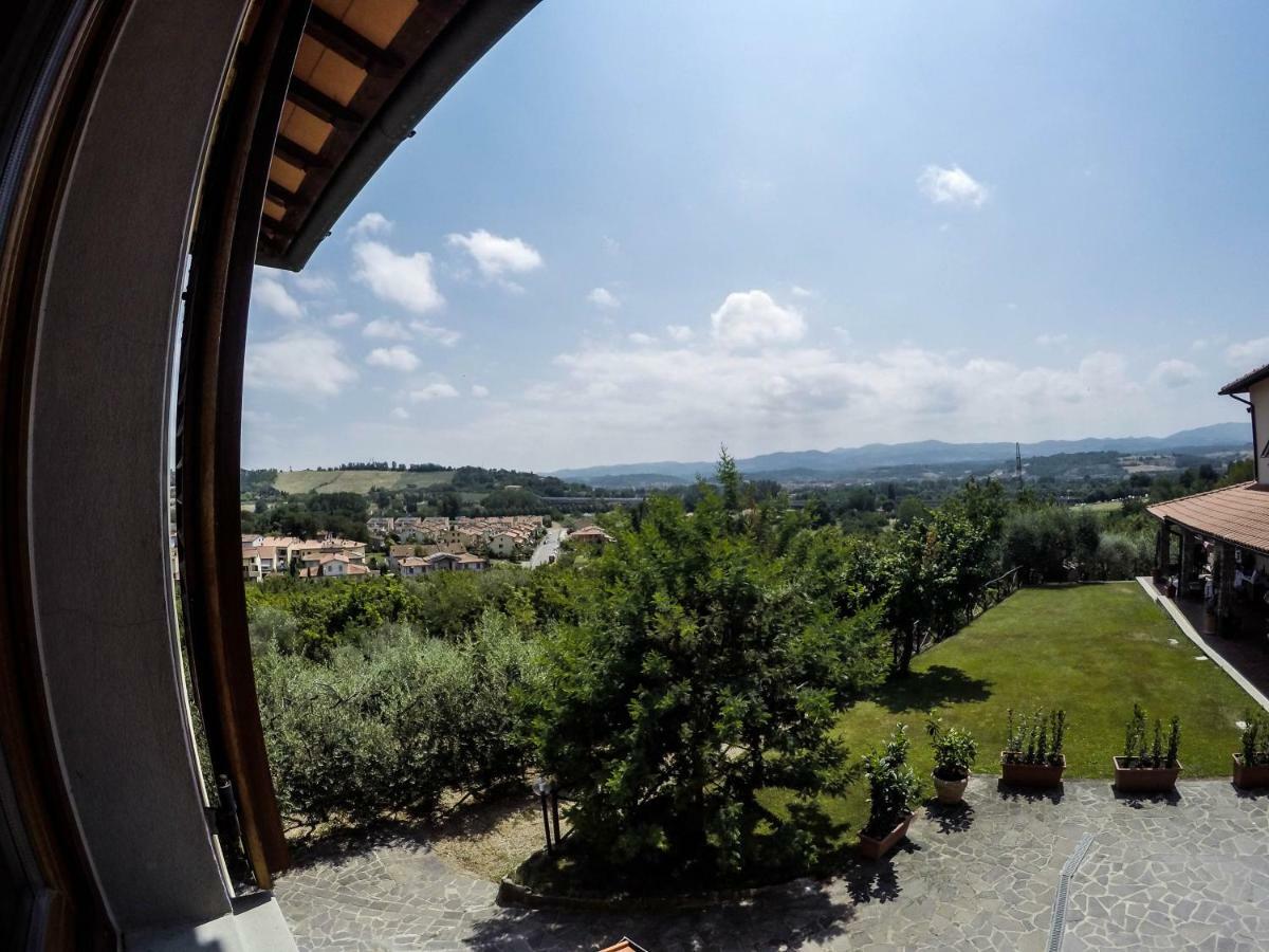Villa Il Cipresso แตร์รานูโอวา บราชโชลีนี ภายนอก รูปภาพ