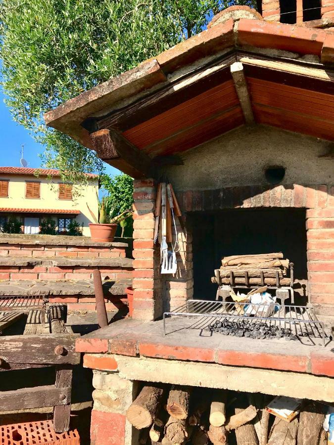 Villa Il Cipresso แตร์รานูโอวา บราชโชลีนี ภายนอก รูปภาพ
